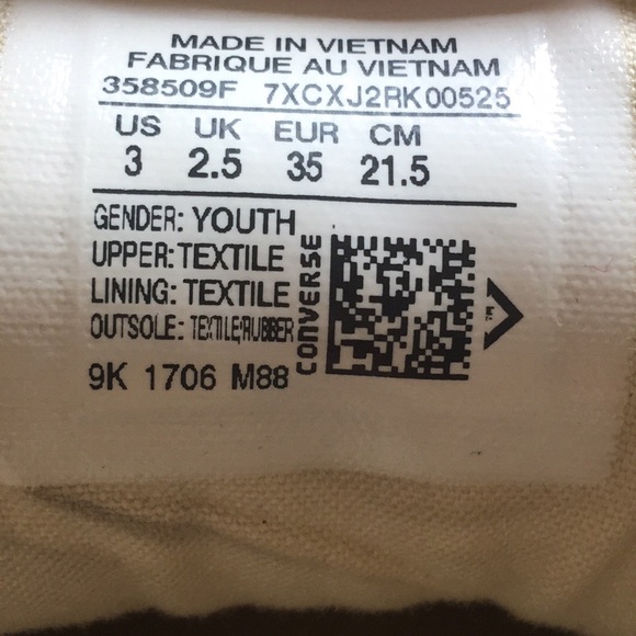 Converse - Picture 3 of 3